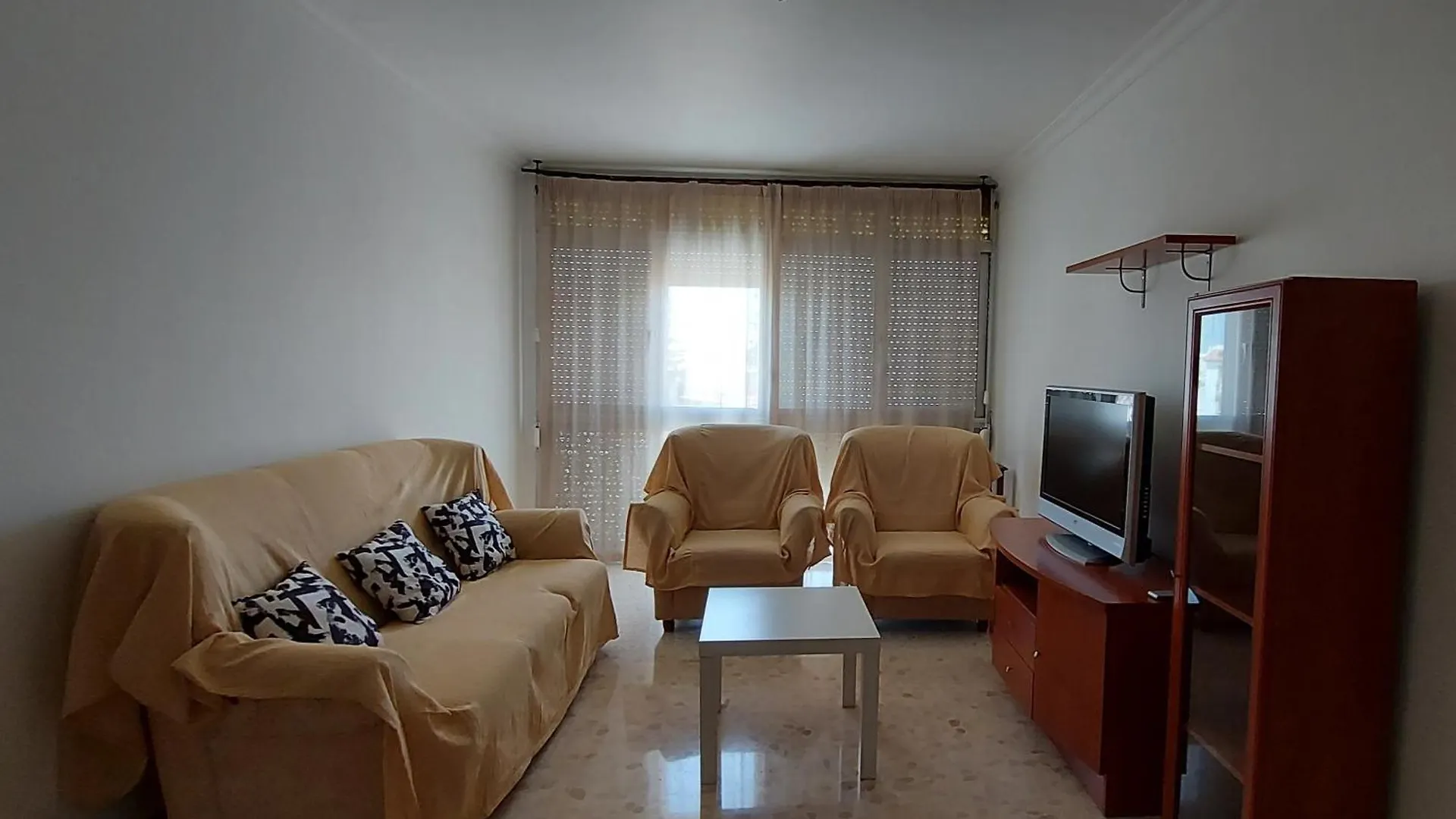 Piso Pleycentro Bahia De Cadiz location